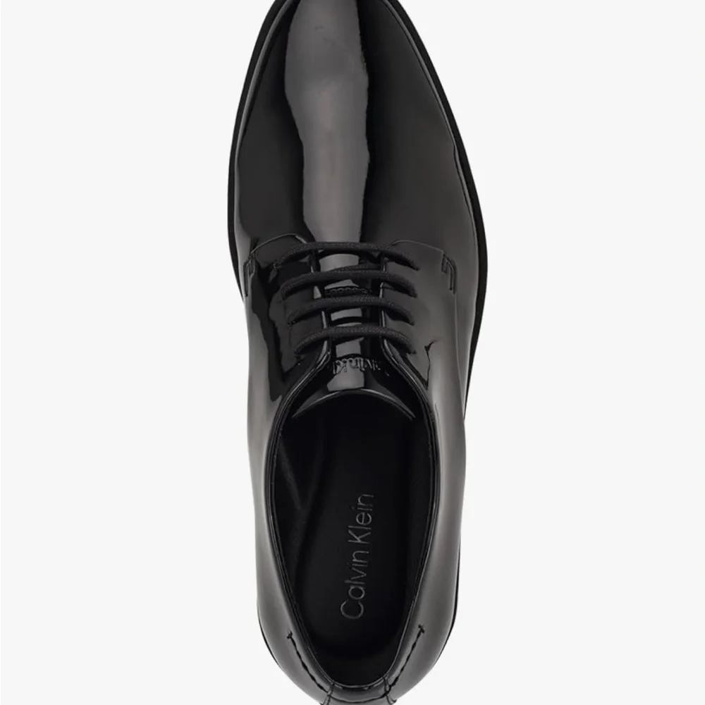 Calvin Klein Glossy Black‎ Oxfords Dress Shoes, Size 7, NWOT